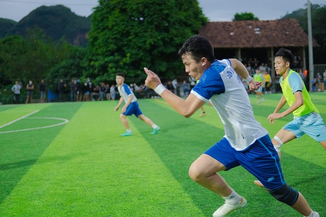 足球联赛广 足球联赛广